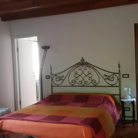 Ambrosia Oda ve Kahvaltı Múggia