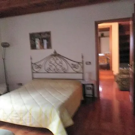 Ambrosia Bed & Breakfast 3*